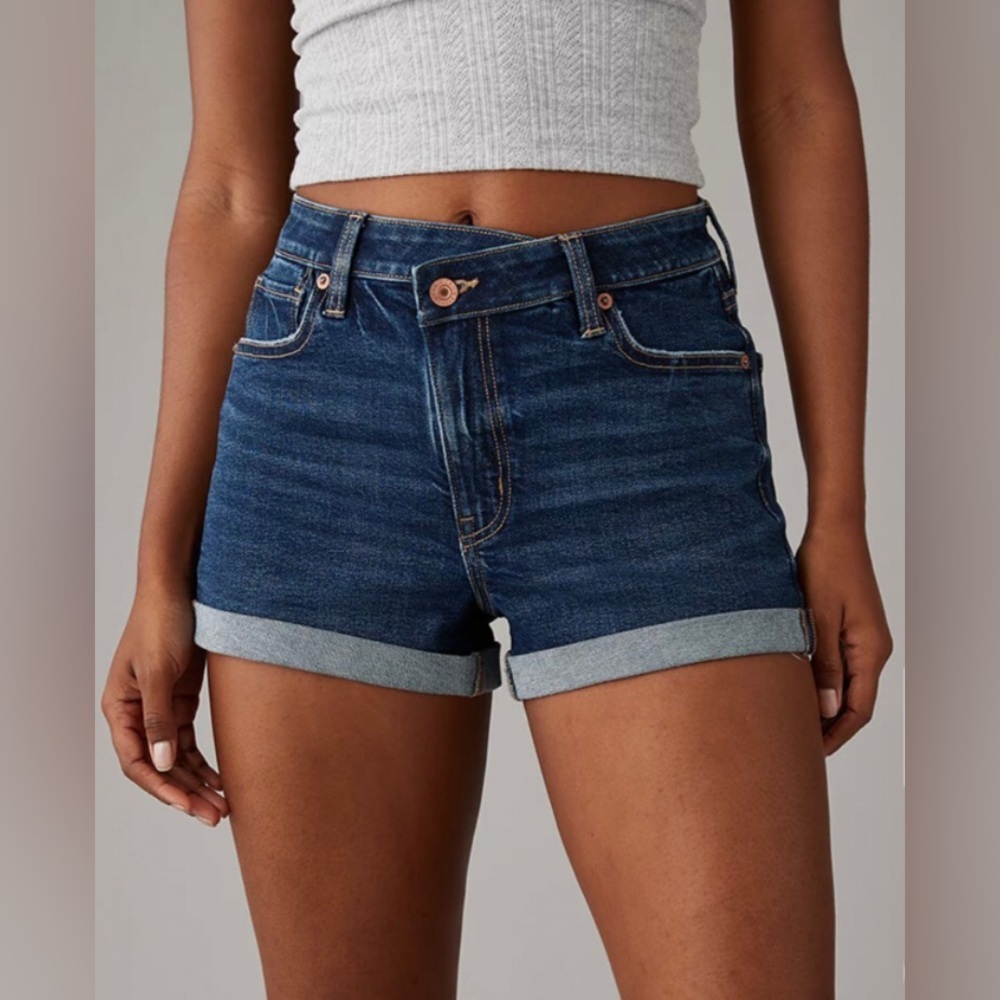 American Eagle Outfitters | Women’s Dark BLE Denim Raw Hem Jean Shorts Size 4